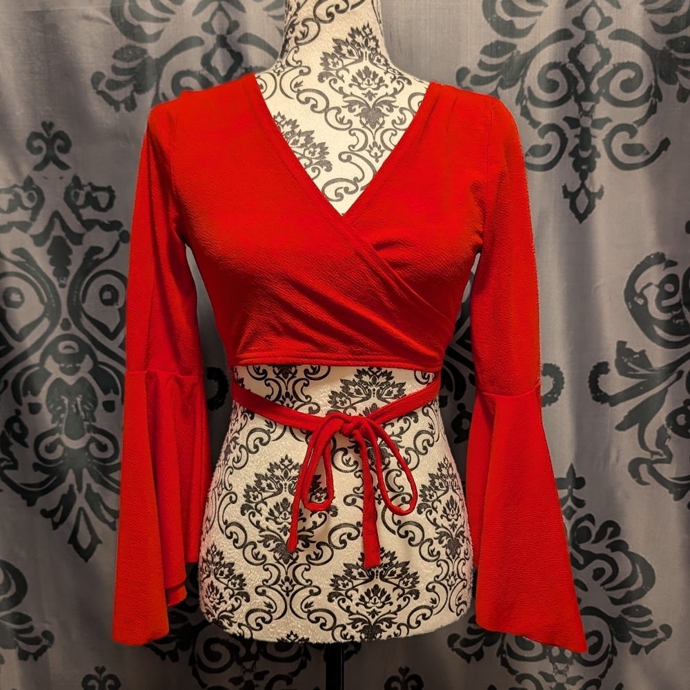 Set Of 2 Bell Sleeve V Neck Crop Tops- Red And Yellow Size Small - Picture 1 of 5